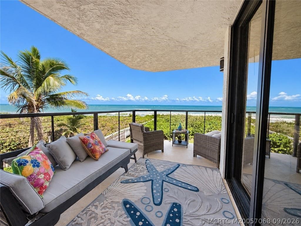 4100 N Highway A1a 423 — photo