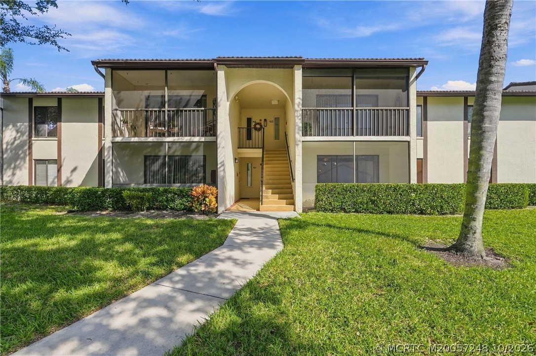 2114 SW Silver Pine Way Unit G1 — photo