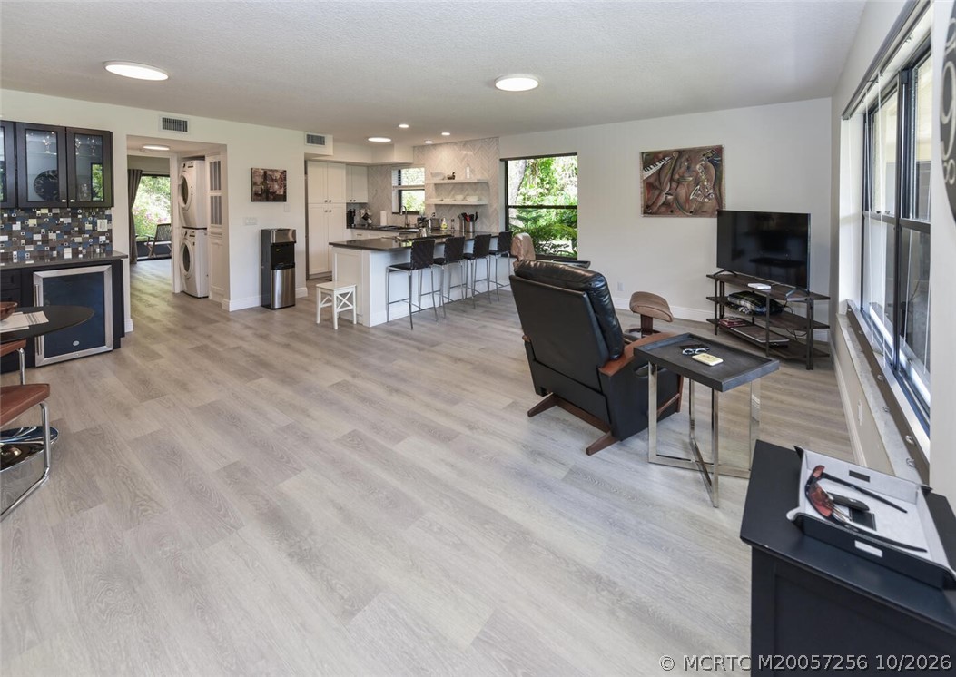 541 SW South River Drive Unit 103 — photo