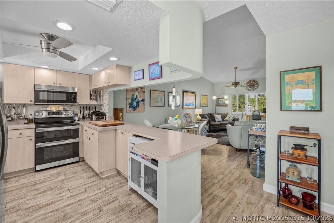 2950 SE Ocean Blvd Unit 121-6 — photo