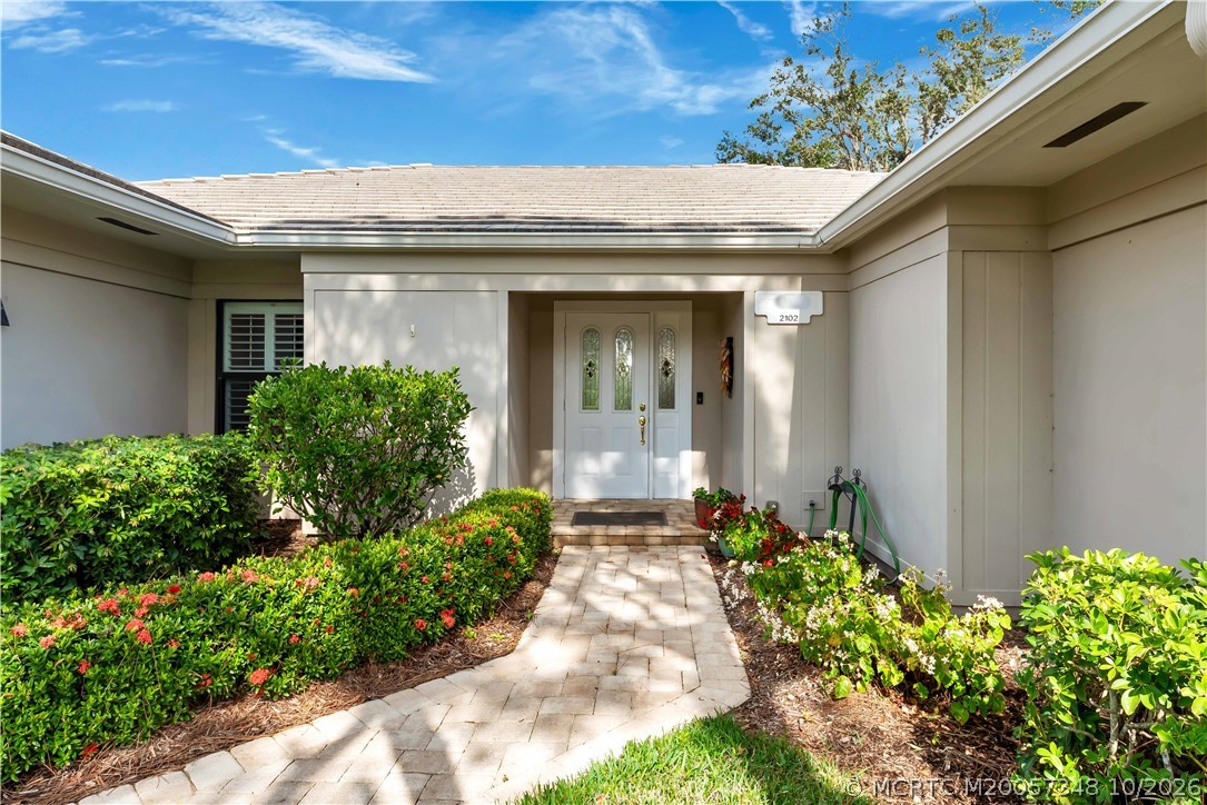 2102 NW Greenbriar Lane — photo