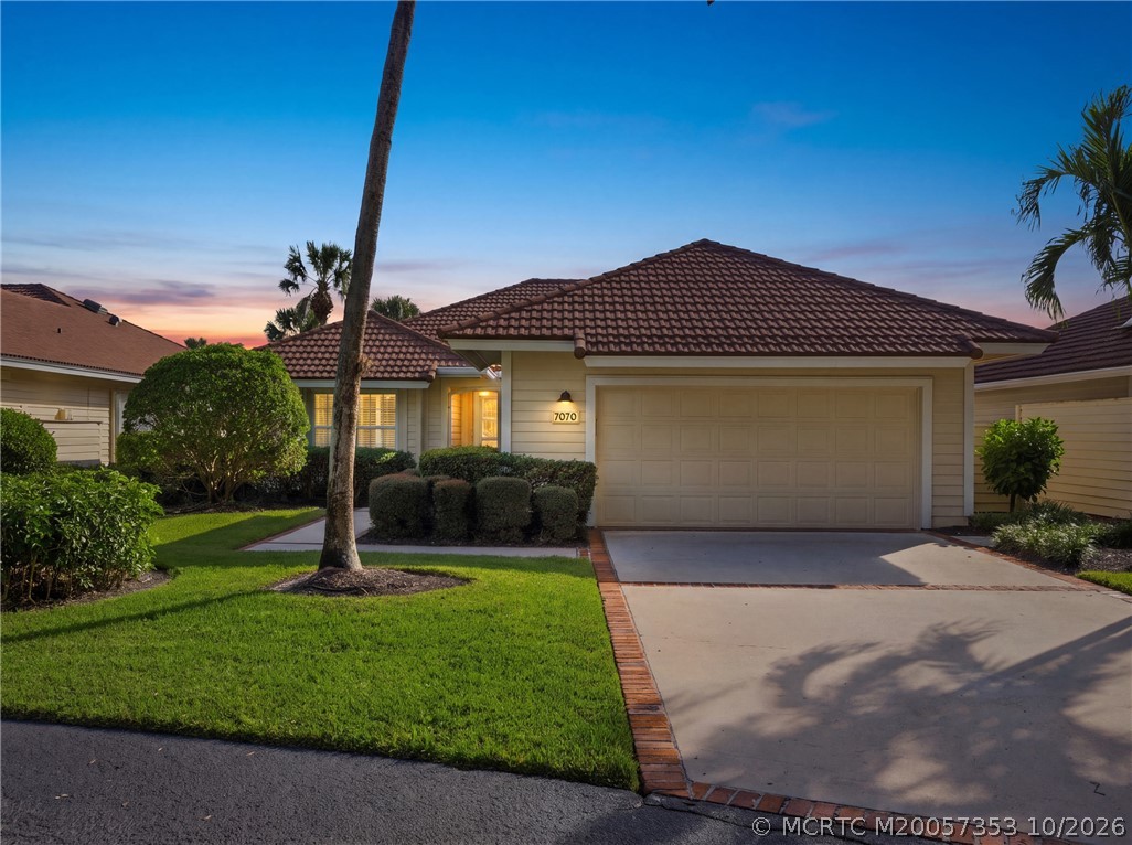 7070 SE Winged Foot Drive — photo