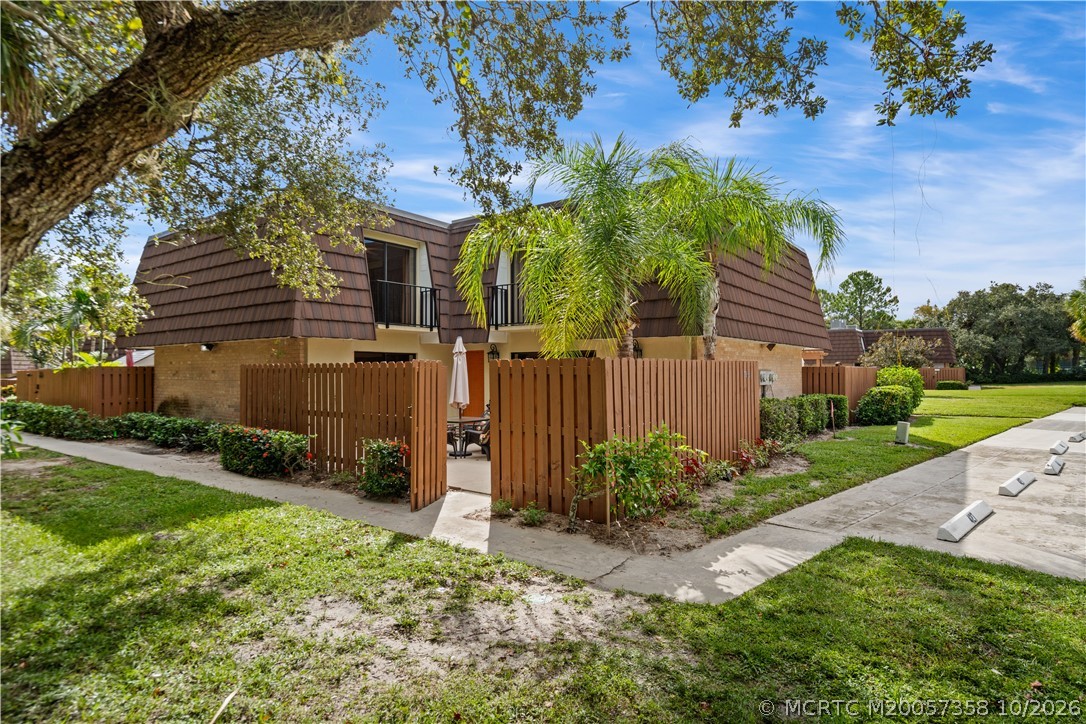 5863 SE Riverboat Drive — photo