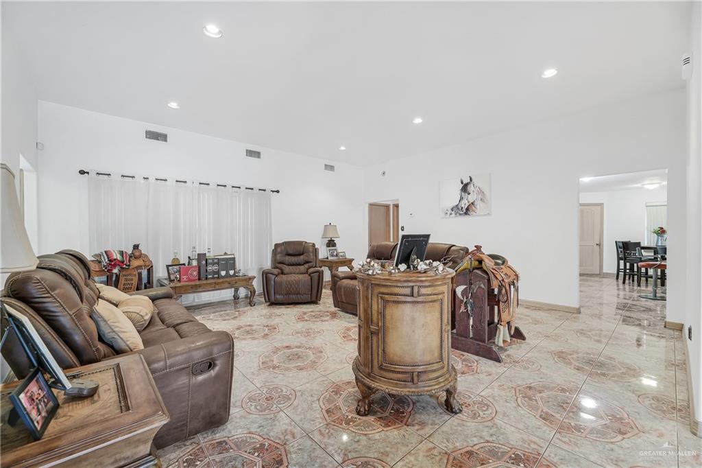 1069 E Alpha Street, Roma, TX 78584 — photo 3