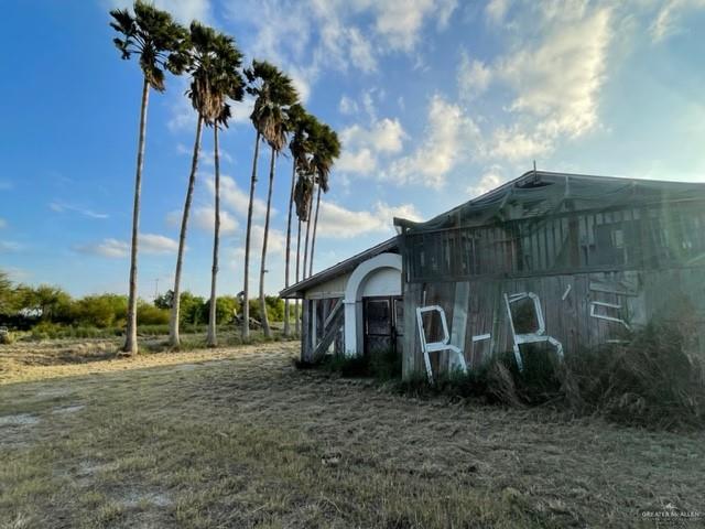 32621 FM 2925 — photo