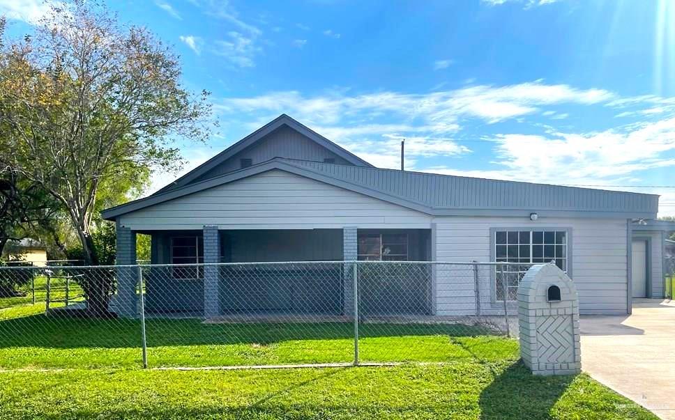 113 Jesus R. Cruz, Santa Rosa, TX 78593