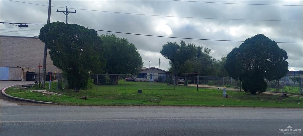 508 N Cesar Chavez Road — photo