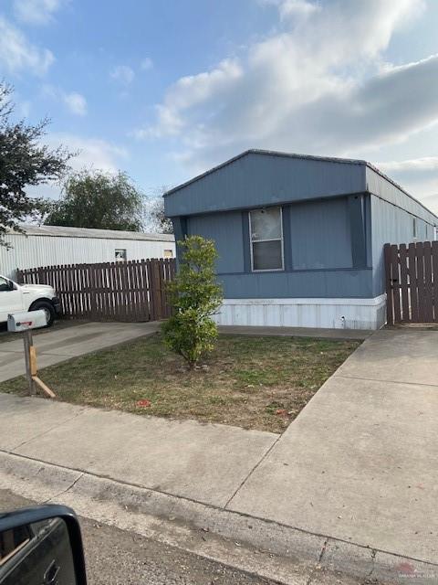 310 E Pino Street — photo