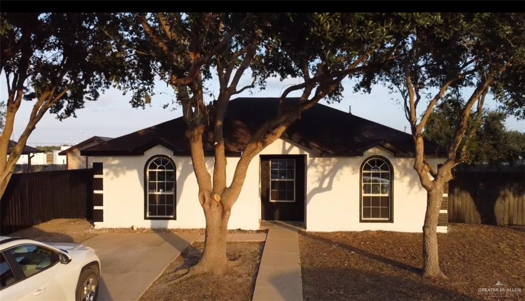 5204 Azalea Avenue — photo