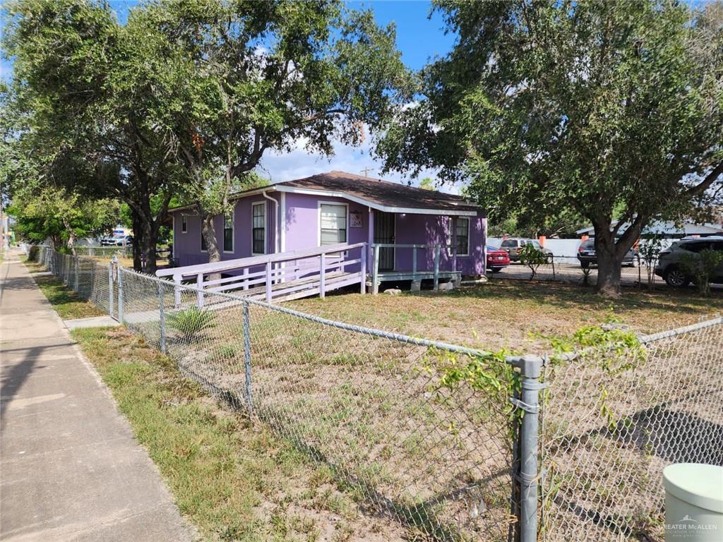 1101 E Cano Street — photo
