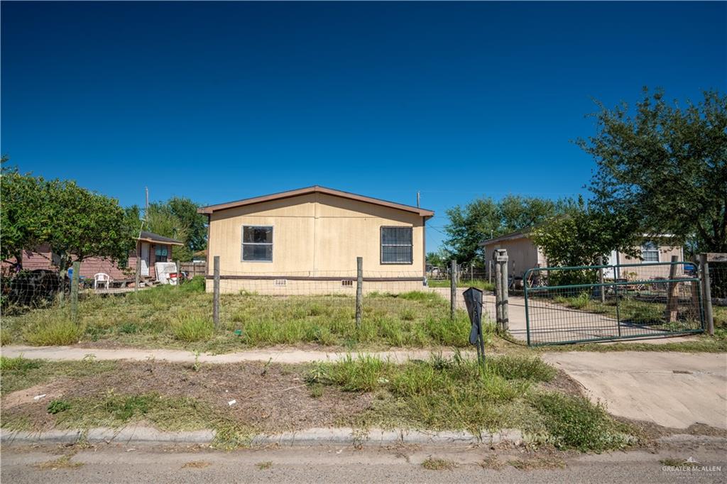 3307 Nancy Street — photo