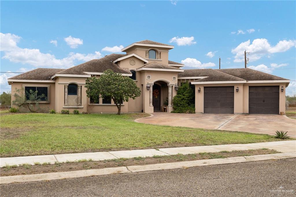 826 Coyote Drive — photo