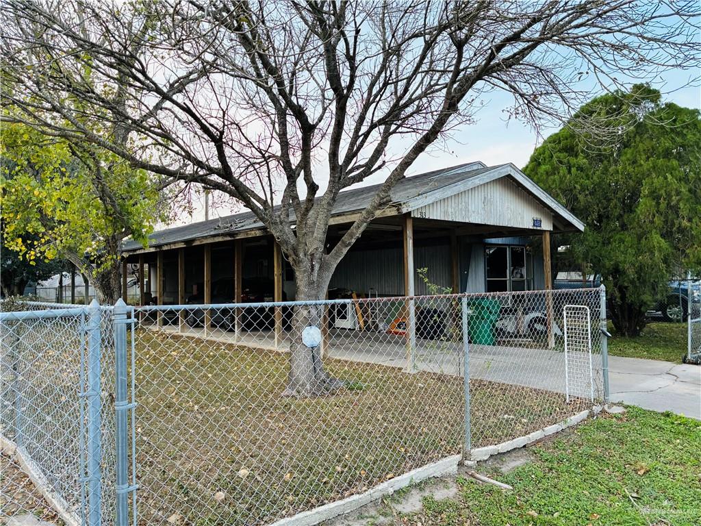 313 Meandering Way Avenue — photo
