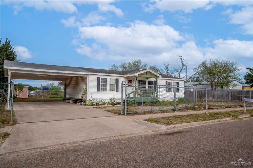 1513 Thompson Road — photo