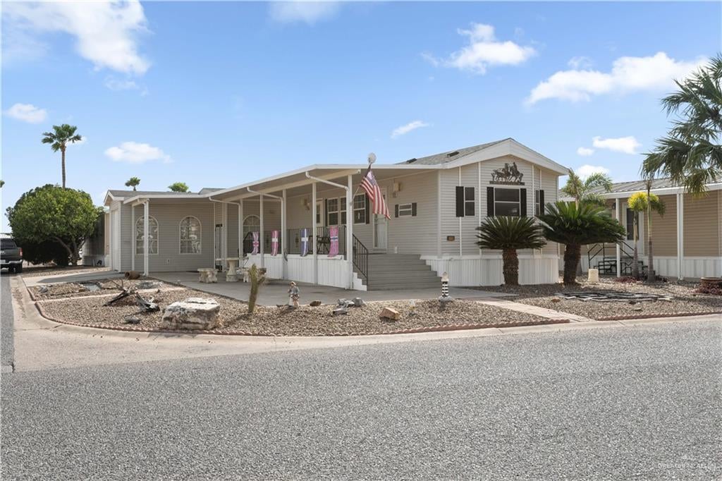 2406 W Bogey Drive — photo