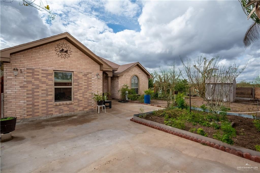 32516 El Preseno Road E — photo