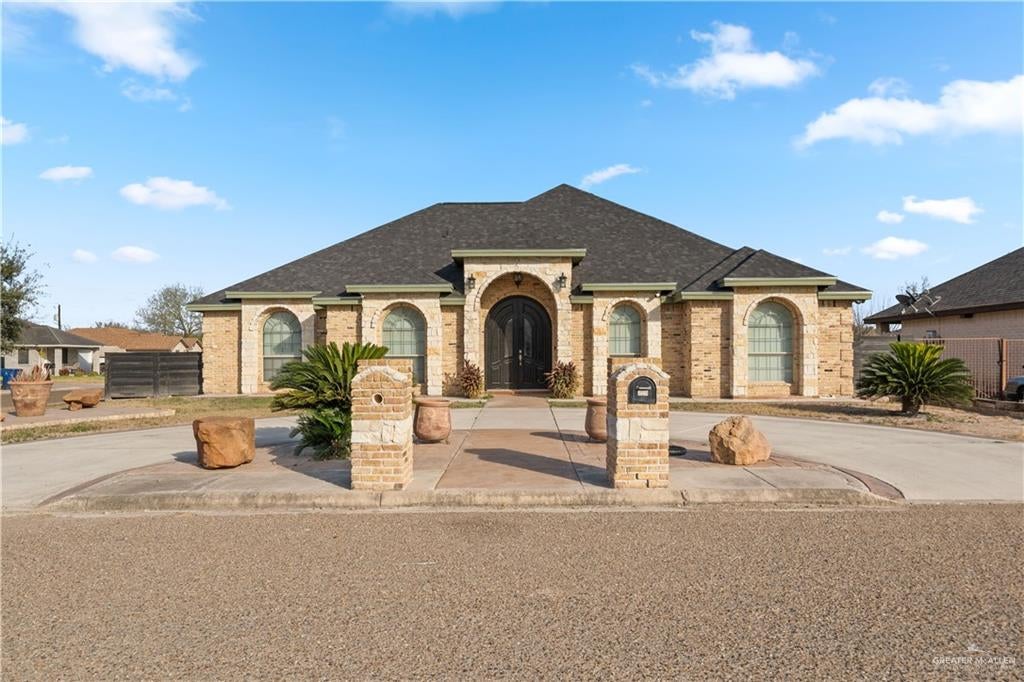 320 Pheasant Drive — photo
