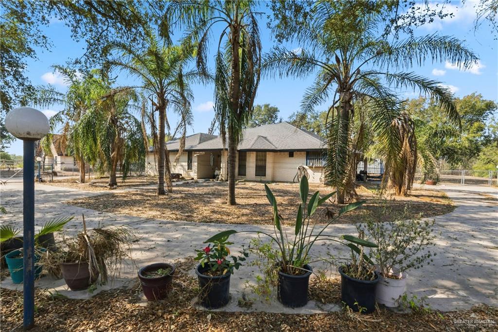 8913 N Bentsen Palm Drive — photo