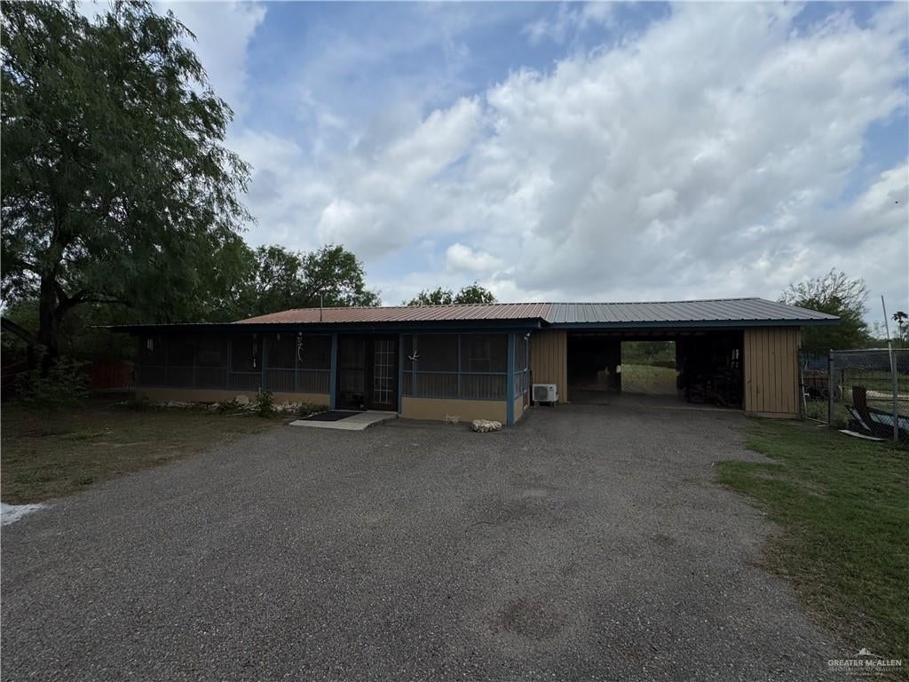 11235 N Moorefield Road — photo