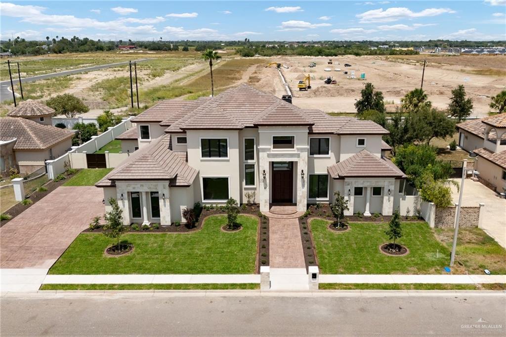 2612 Denton Creek Avenue — photo