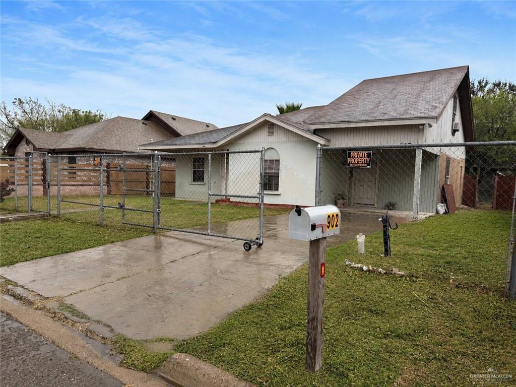 902 Del Monte Drive — photo