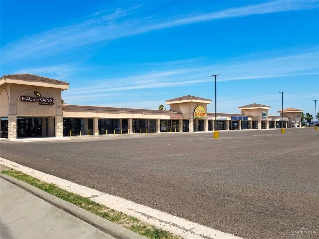 1715 E Expressway 83 — photo