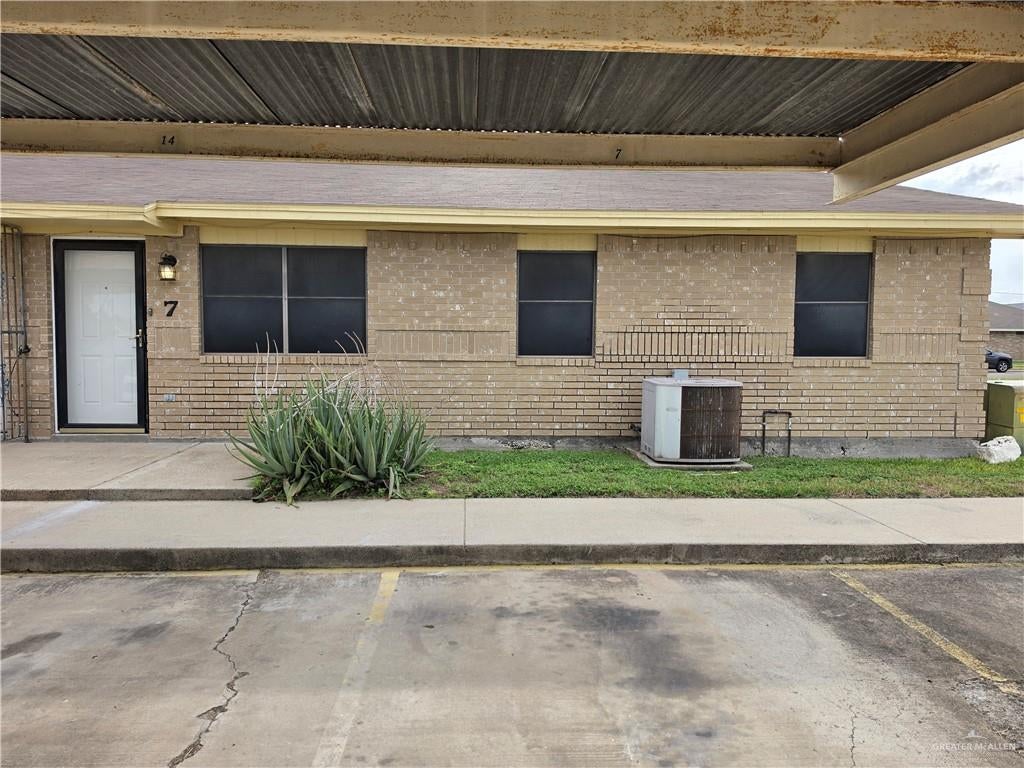 2301 N Stewart Road 7 — photo