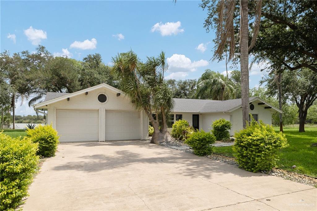 1411 Moon Lake Drive S — photo