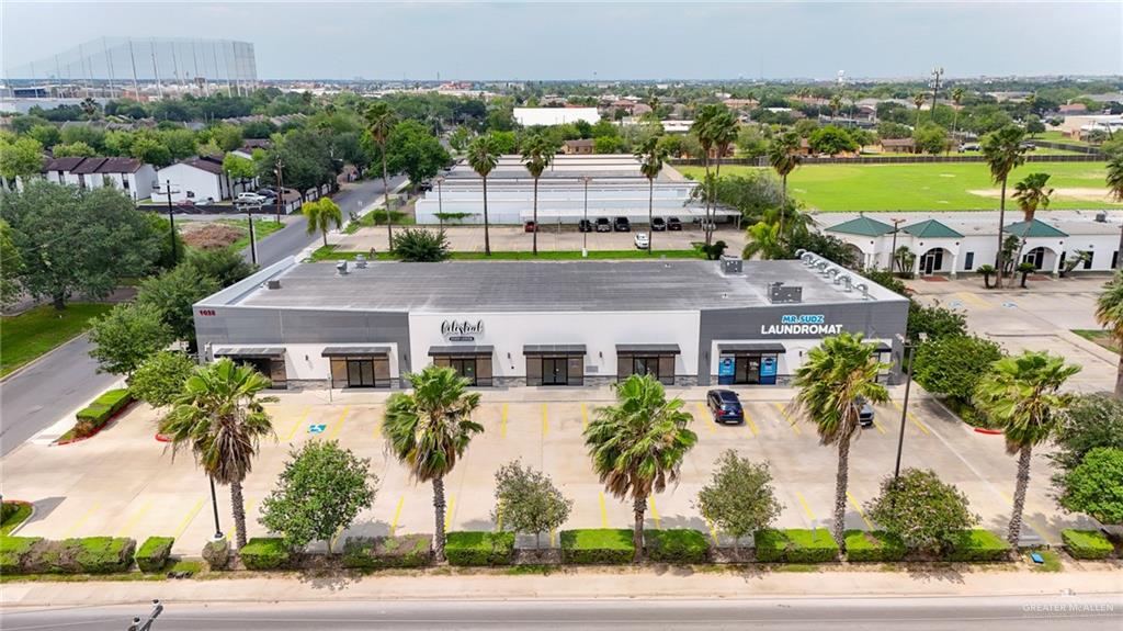 1032 W Sam Houston Boulevard — photo