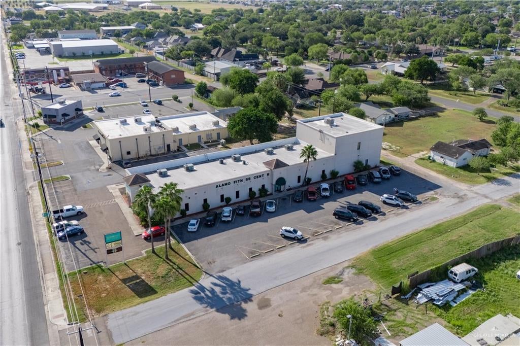 515 E Business 83 — photo