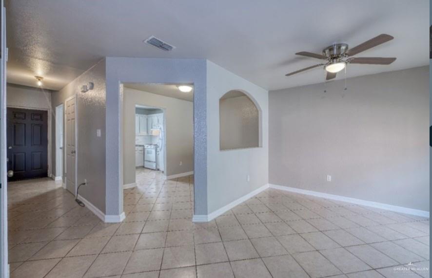 815 E Sugarcane Drive #E4, Weslaco, TX 78599 — photo 3