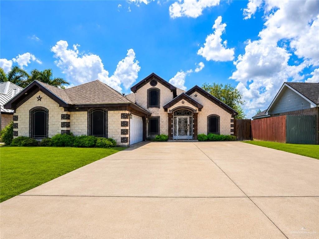 2501 Gardenia Drive — photo