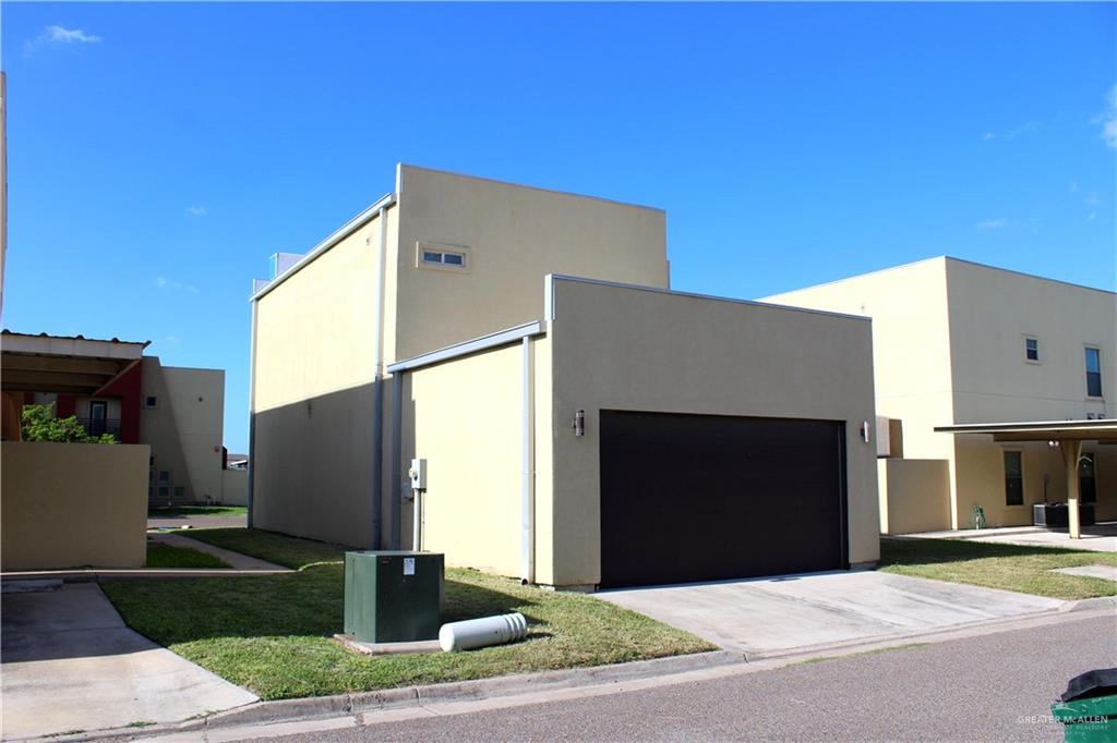1204 E Daffodil, McAllen, TX 78501 — photo 3