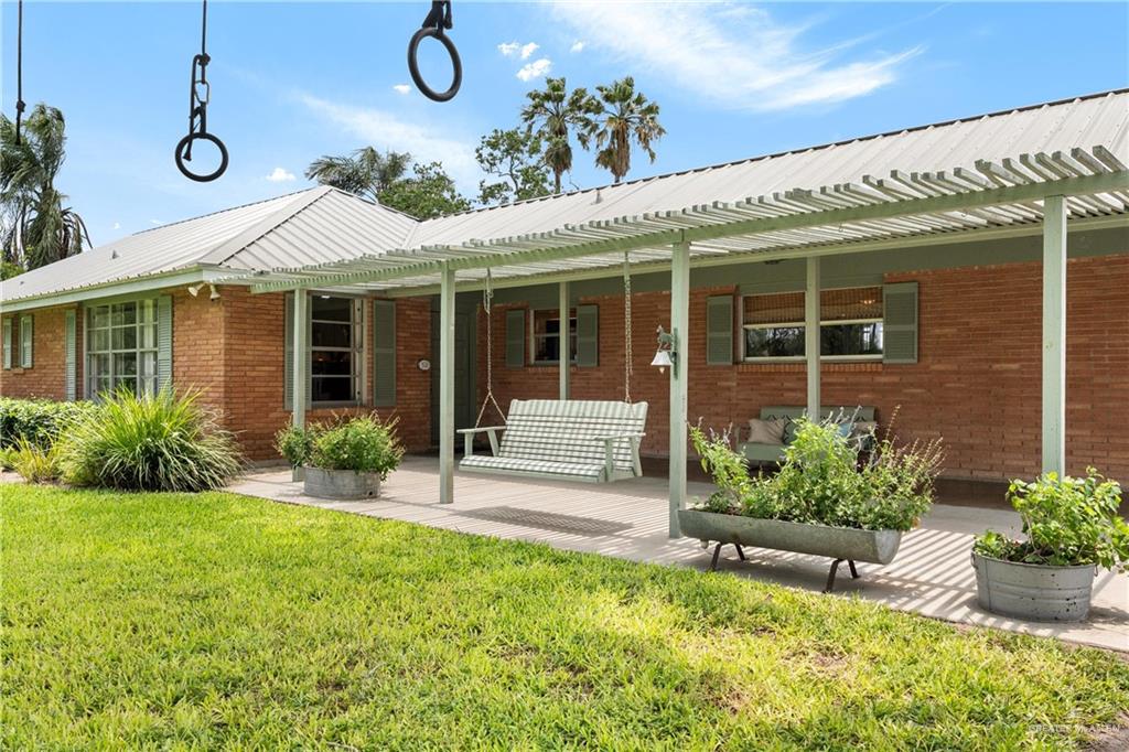 16248 Garrett Road — photo