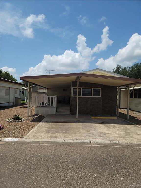 221 Rim Drive — photo