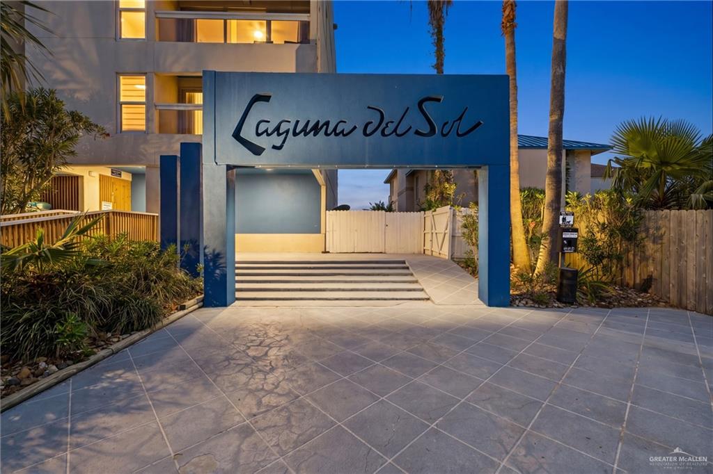 4501 Laguna Boulevard — photo
