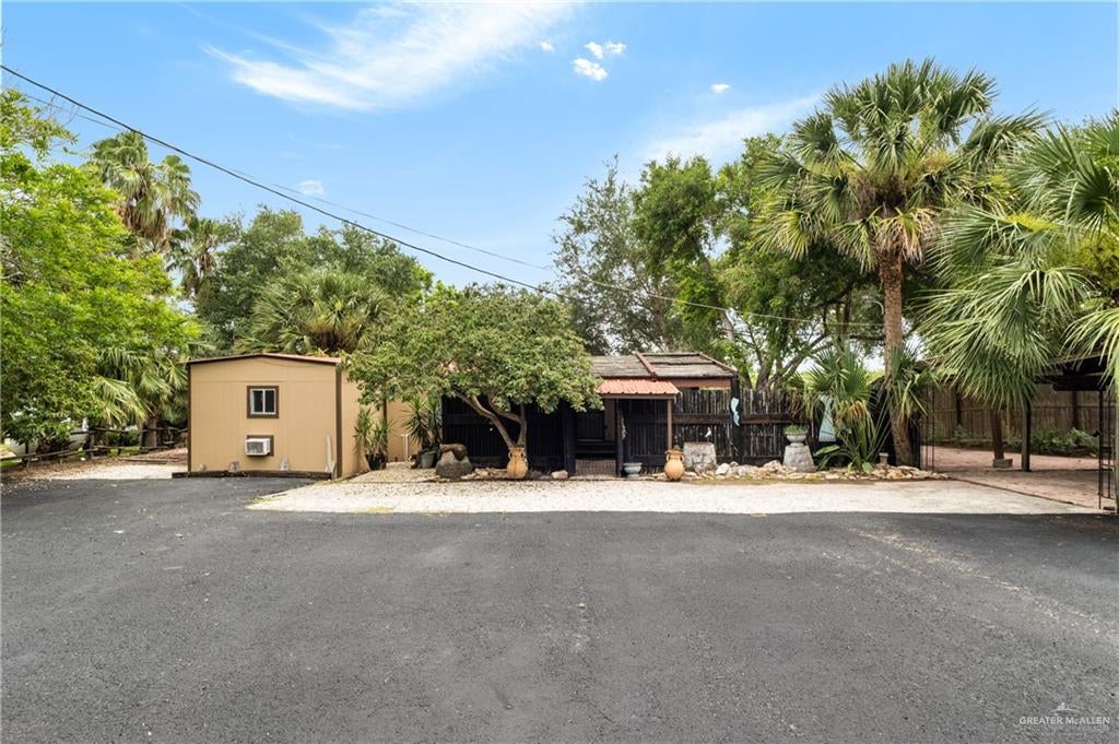 33771 FM 2925 — photo