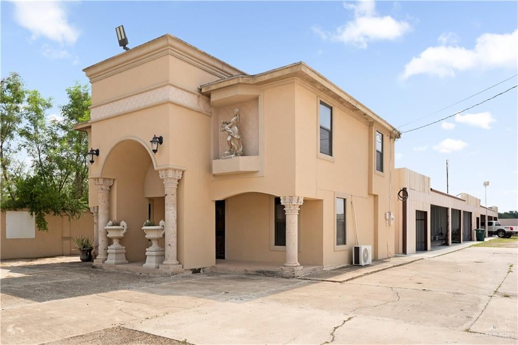 1322 E Palma Vista Drive — photo