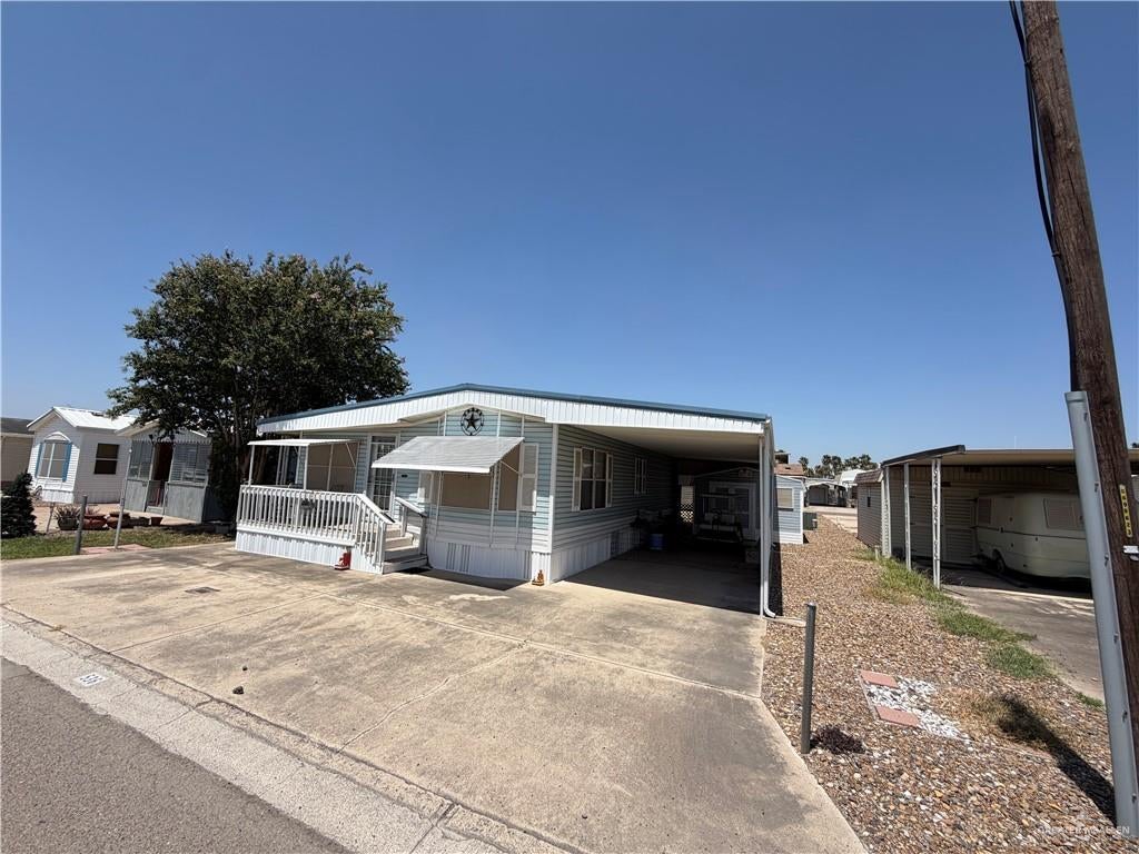 534 N Maple Drive — photo