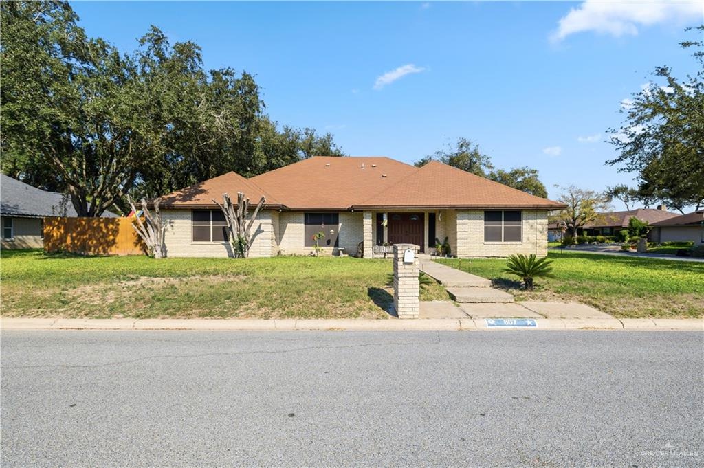 807 Orange Blossom Street — photo