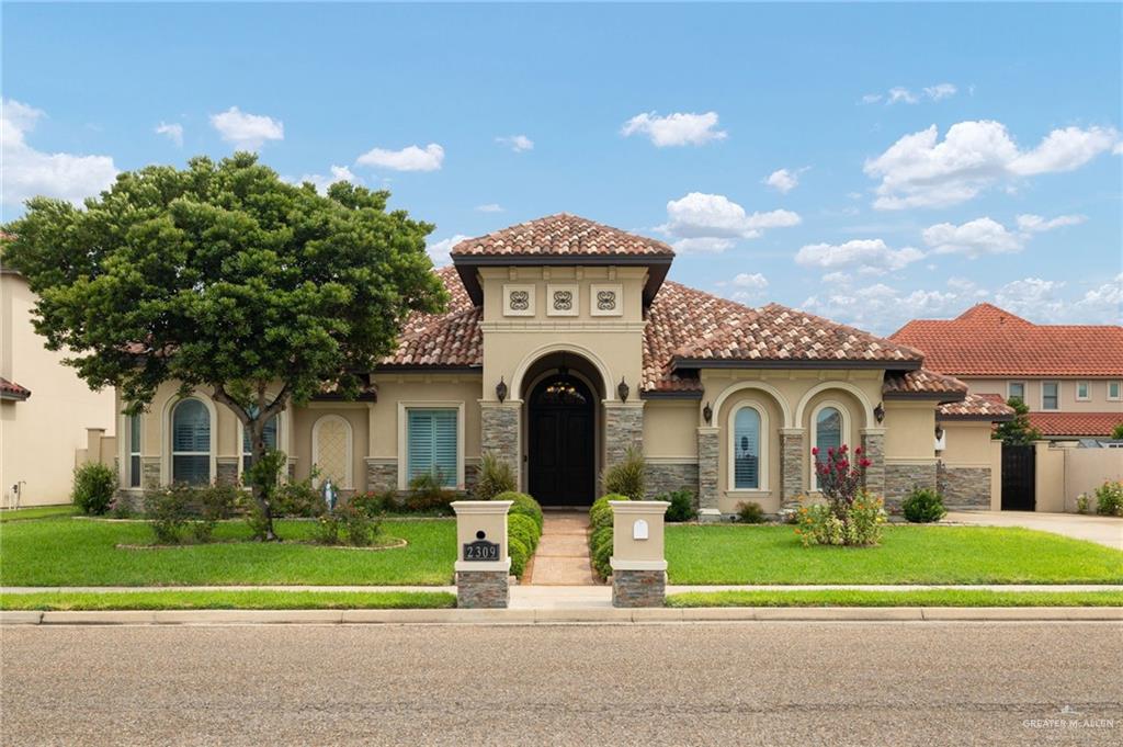 2309 W Rhin Drive — photo