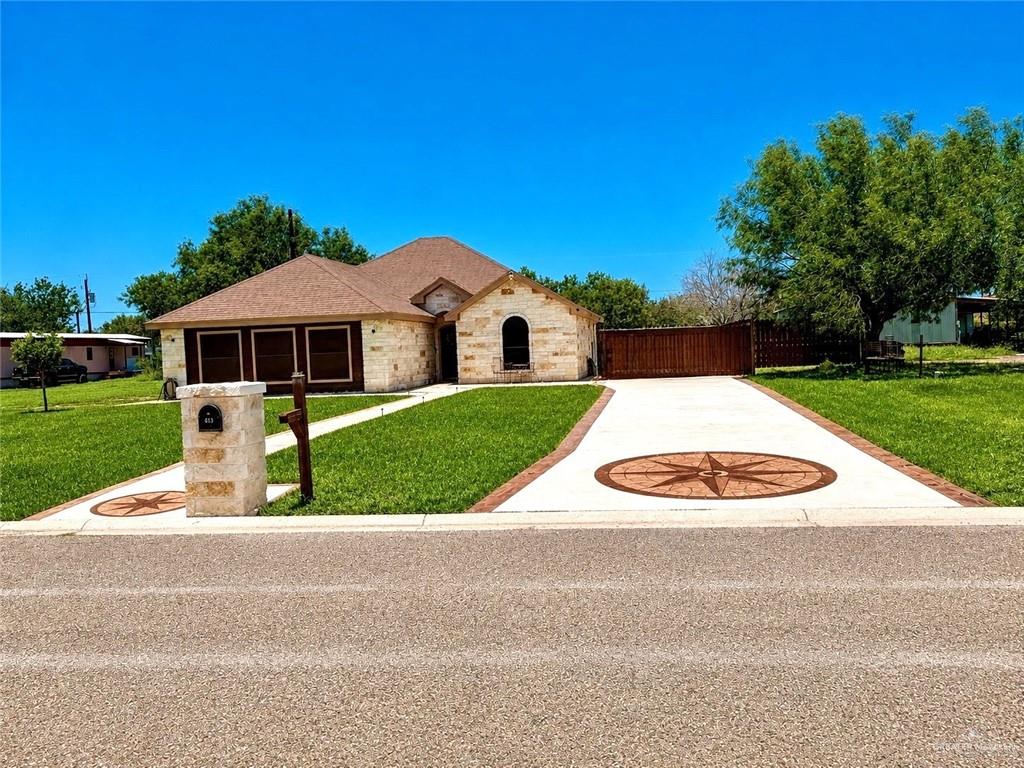 613 El Sendero Drive — photo