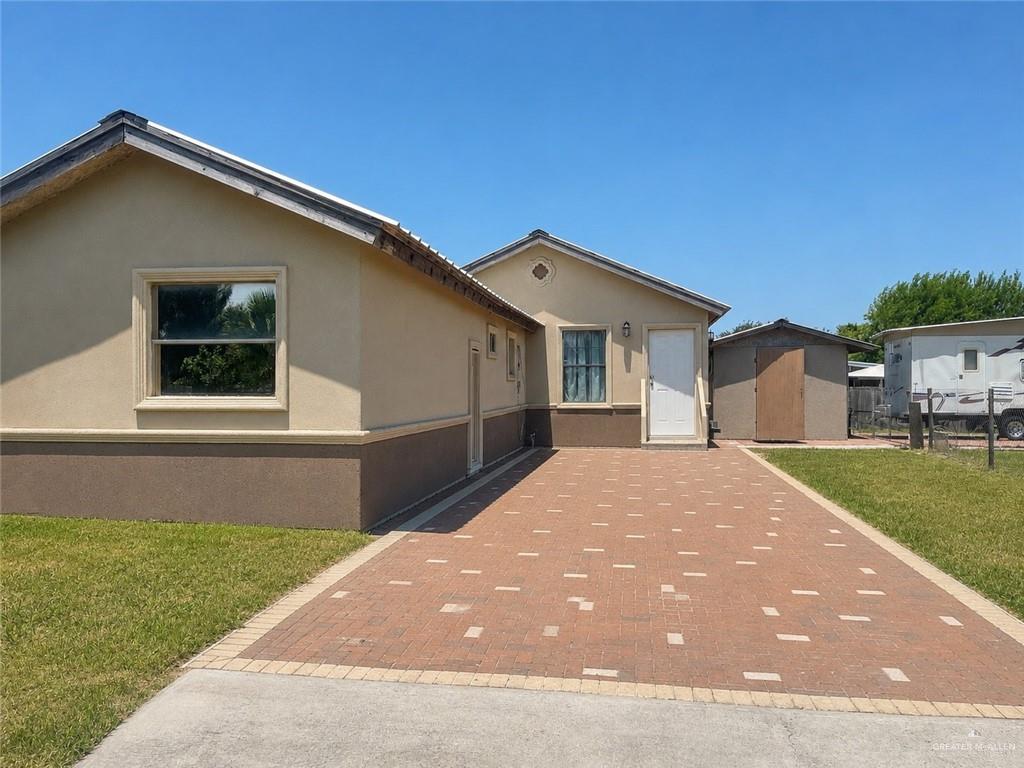 1211 Onyx Drive — photo