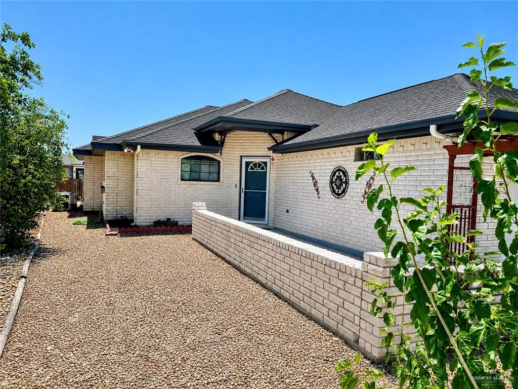 1006 Lake View Drive — photo