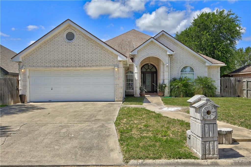 126 Amy Drive — photo