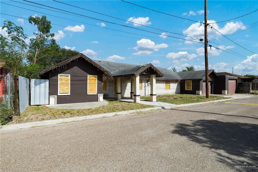 879 Austin Road — photo
