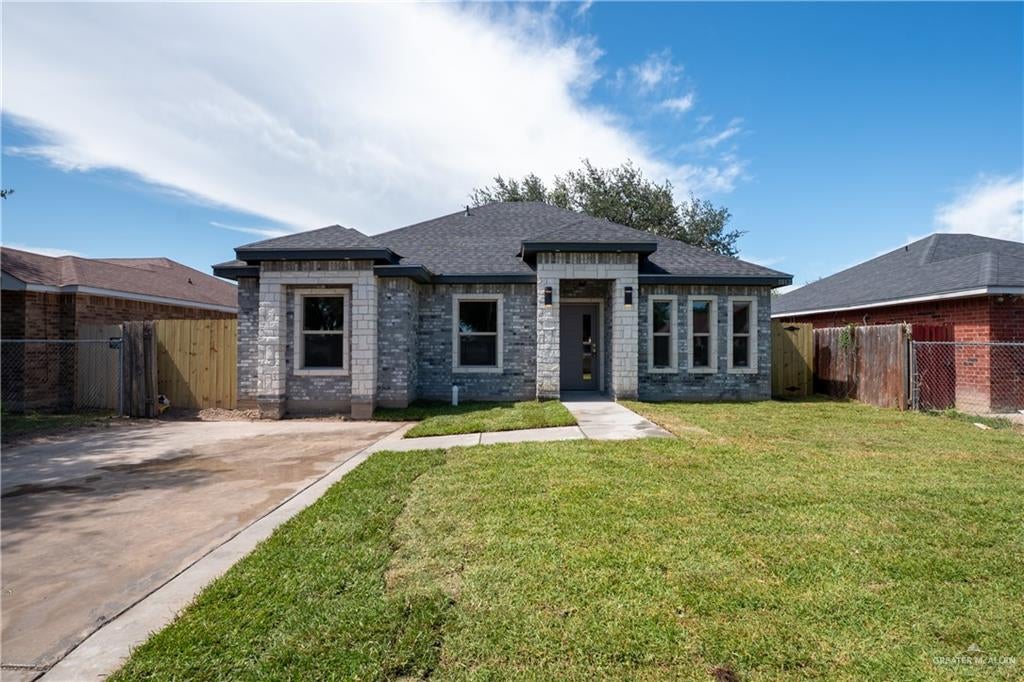 1013 W Denver Street — photo