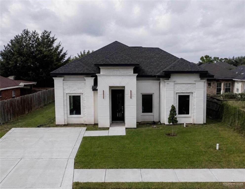 1001 W Falcon Avenue — photo