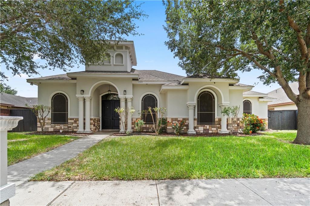 1305 W Park Drive — photo