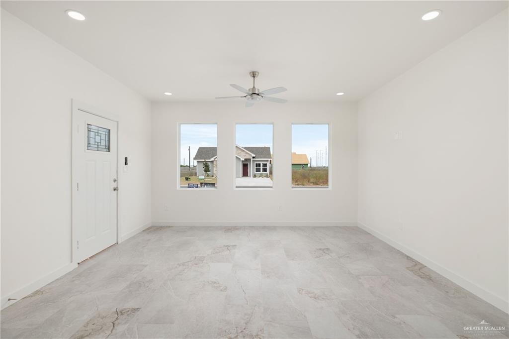 321 Merida Drive, Donna, TX 78537 — photo 2